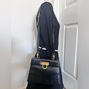 Salvatore Ferragamo Gancini 2 Way Shoulder HandBag Sought After Bag